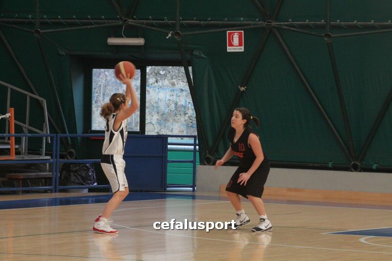 120218 basket 304_tn.jpg